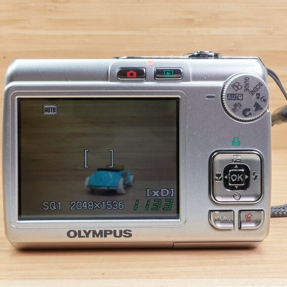 Olympus FE-210 / 7MP Digital Camera / 3× Optical Zoom / Tested & Working - Picture 4 of 7